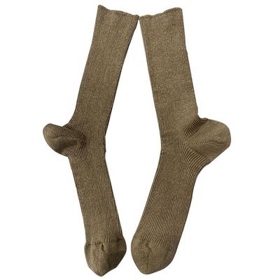 Épaisseur standard quotidienne de chanvre naturel Chaussettes pour femmes tricotées avec des fils de chanvre et de la soie