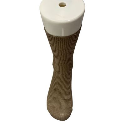Épaisseur standard quotidienne de chanvre naturel Chaussettes pour femmes tricotées avec des fils de chanvre et de la soie