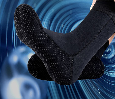 Séchage rapide chaussettes sportives en néoprène de plage rose foncé pour le surf et la plongée