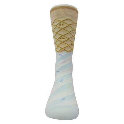 Des chaussettes sur mesure pour femmes, des chaussettes tricotées, des chaussettes chaudes, douces et confortables.