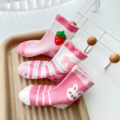 Support 7 jours Temps de livraison de l'ordre de l'échantillon Imprimé mignon Respirant Anti-Slip Chaussettes de printemps pour enfants