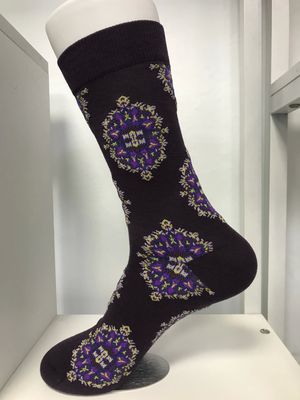 Des chaussettes de design de logo personnalisé pour hommes et femmes 7 jours de support Temps de livraison de l'ordre d'échantillon