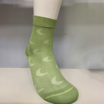 100% mode minimaliste stylé chaussettes en nylon de soie brillante pour femmes avec fonction anti-dérapant