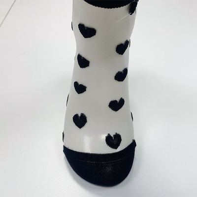 Des chaussettes à travers pour femmes personnalisables taille européenne 36-39 et motif amour