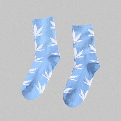 Des chaussettes simples à motifs de feuilles de coton Spandex chaussettes décontractées pour femmes et hommes 36-39 Taille femme