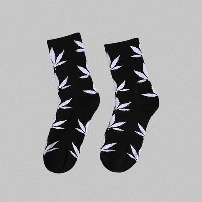Des chaussettes simples à motifs de feuilles de coton Spandex chaussettes décontractées pour femmes et hommes 36-39 Taille femme