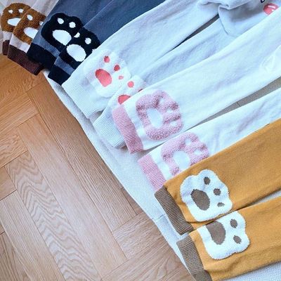 Des collants pour bébés en coton confortable et respirant avec un motif d'animal adorable