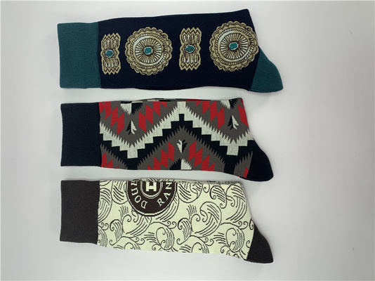 Méthodes d'impression Impression numérique Chaussettes tricotées d'automne 70% coton peigné 28% nylon 2% spandex