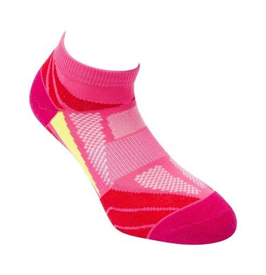 Des chaussettes de sport courtes et simples