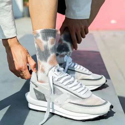 Des chaussettes de compression de style régulier pour un mode de vie actif