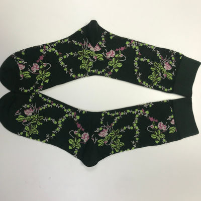 Des chaussettes en coton pour hommes rétro et de luxe