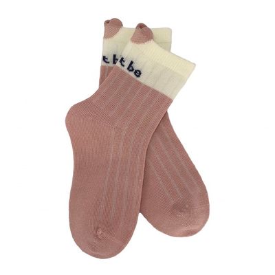 Aucune détection d'aiguille Des chaussettes d'hiver pour enfants avec une bonne élasticité et un design respirant