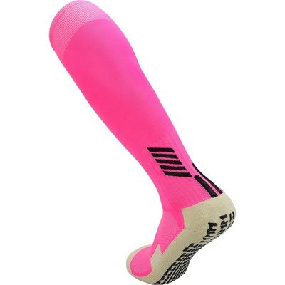 Des chaussettes de sport pour hommes dans des styles variés populaires