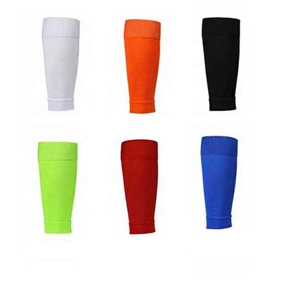 Des chaussettes superbes et respirantes pour hommes cousues sur la zone des manchettes