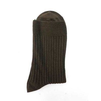 Des chaussettes de créateur en tricot sur mesure chaussettes en bambou à cheville épaisse avec cinq couleurs