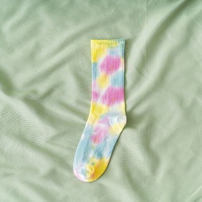 Des chaussettes unisexes en coton polyester spandex