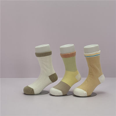 Chaussettes de coton simples pour garçons avec motif de dessin animé et dessin personnalisé à sécher rapidement