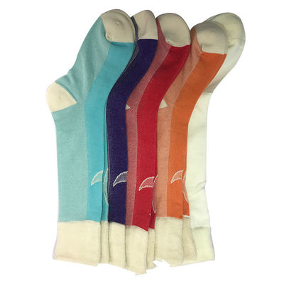 Chaussettes épaisses imprimées Machines à tricoter Chaussettes longues confortables pour les femmes d'hiver Style décontracté à la maison