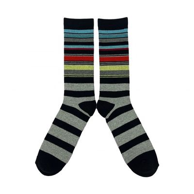Fonction antibactérienne Chaussettes de beauté rouges Chaussettes de sport en coton rayé pour hommes et femmes