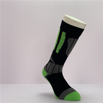 50000 quantité Designer respirant Jacquard tricoté chaussettes coussinées sur mesure pour hommes