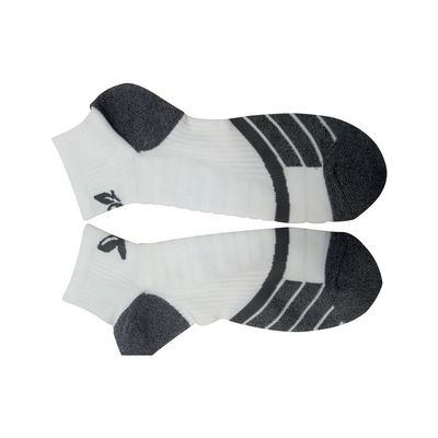Des chaussettes à chevilles épaisses pour des mouvements confortables
