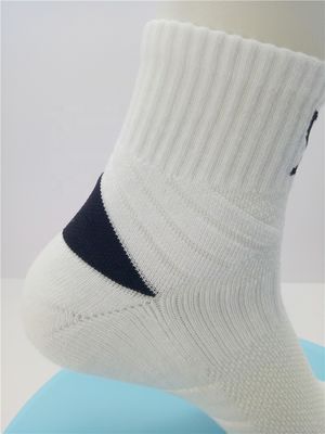 Des chaussettes à chevilles épaisses pour des mouvements confortables