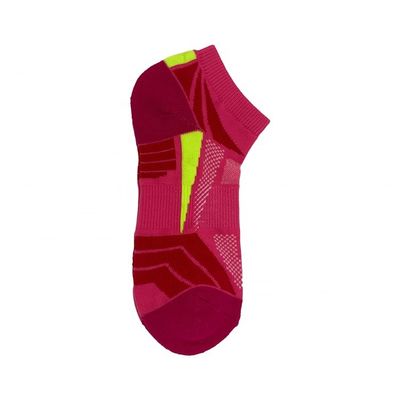 Des chaussettes de course à la cheville pour hommes