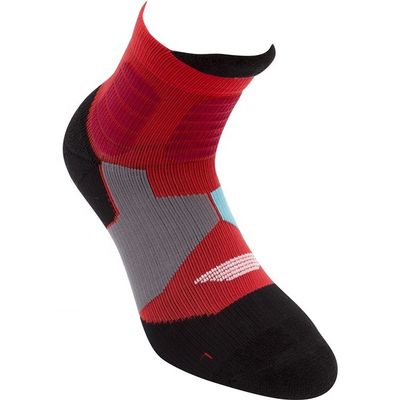 50000 chaussettes de sport en coton unisexe chaussettes de course à la poignée personnalisées pour le printemps