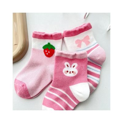 Des chaussettes en tricot rose antidérapantes respirantes printanières mignonnes pour enfants Épaisseur standard