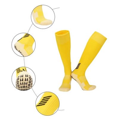 Des chaussettes de football pour hommes épais, à prise simple, antidérapantes, avec technologie de séchage rapide