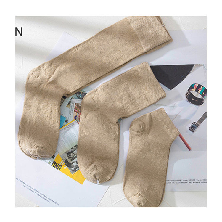 75% de chanvre 23% de polyamide 2% de spandex chaussettes pour femmes Absorption d'humidité et prévention des odeurs