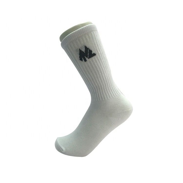 Moyen épais toute saison longueur de l'équipage chaussettes de sport blanches anti-déroute chaussettes de beauté tricotées