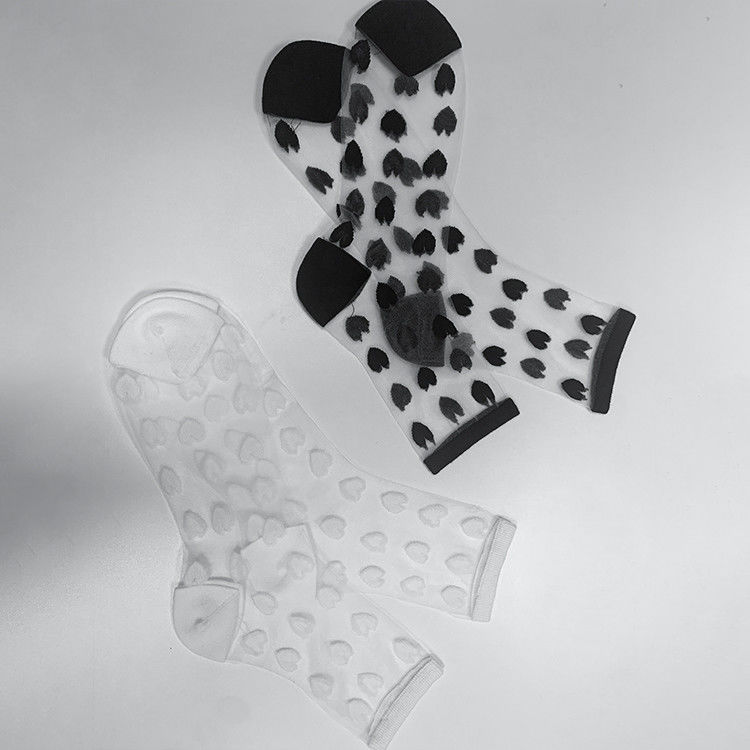 Des chaussettes à travers pour femmes personnalisables taille européenne 36-39 et motif amour