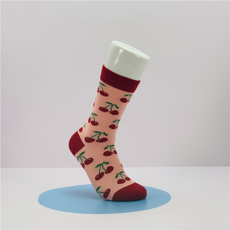 Coût Drôle Joyeux chaussettes de mode avec dessin animé personnalisé Produits alimentaires Fruit Imprimé dans le style régulier