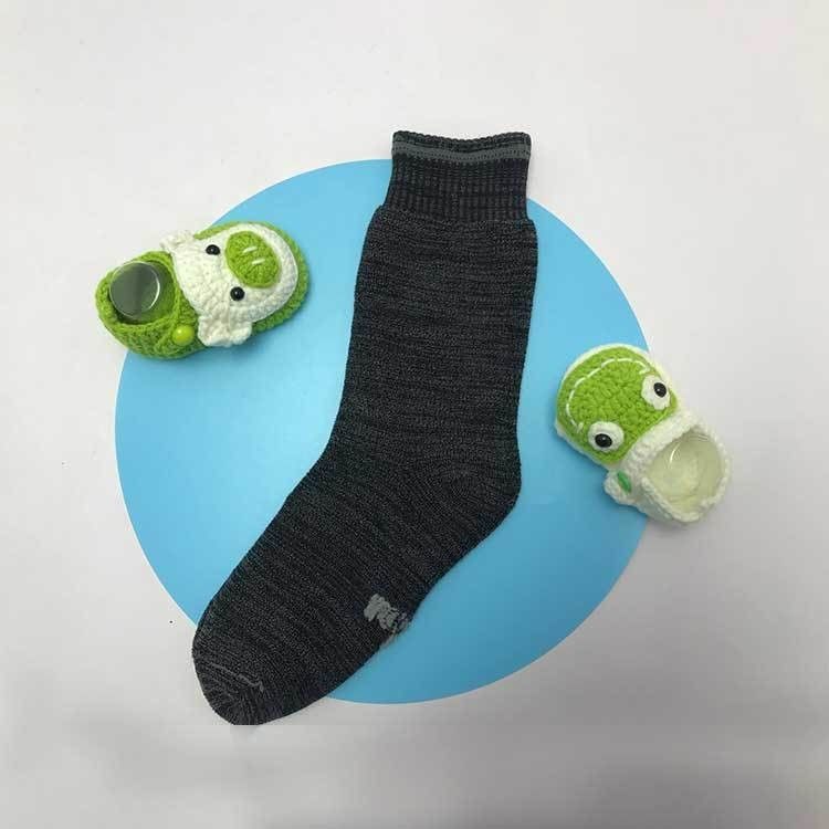 Support 7 jours Temps de livraison de l'ordre de l'échantillon Coton noir chaussettes pour hommes respirantes antidérapantes