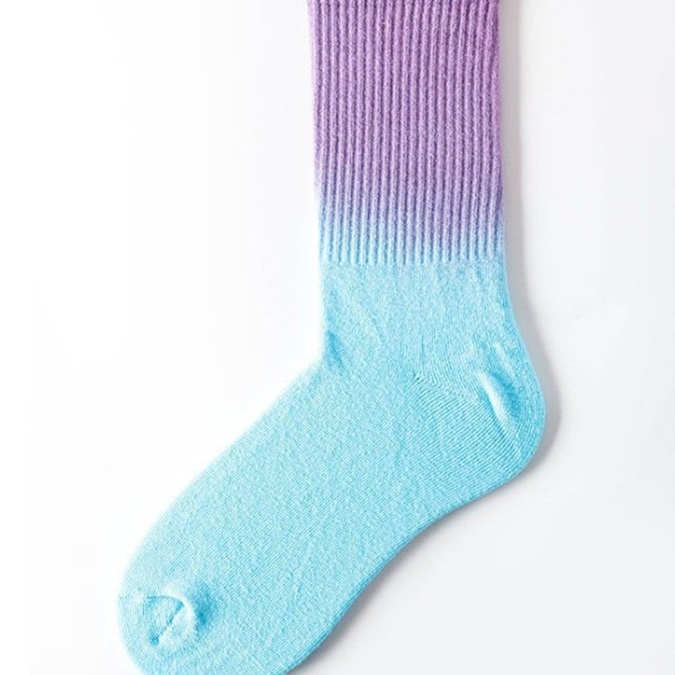 Des chaussettes colorées pour patineurs en élastane à 3%