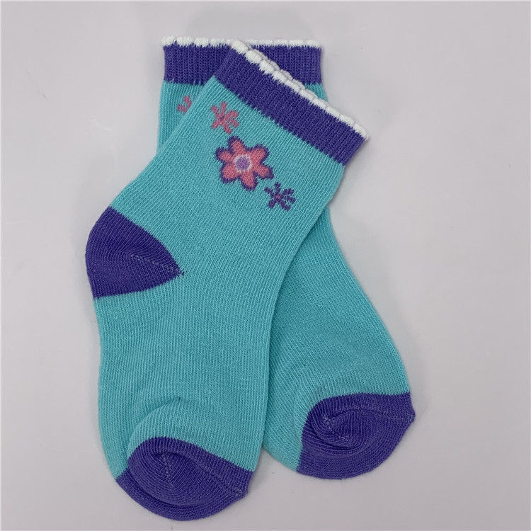 70% coton 28% polyester 2% spandex chaussettes hautes pour enfants filles méthodes d'impression autres