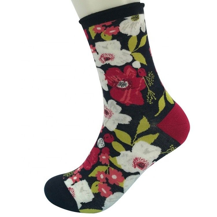 Souples chaussettes de sport en bambou imprimé sublimation chaussettes d'impression 3D personnalisées pour la saison estivale