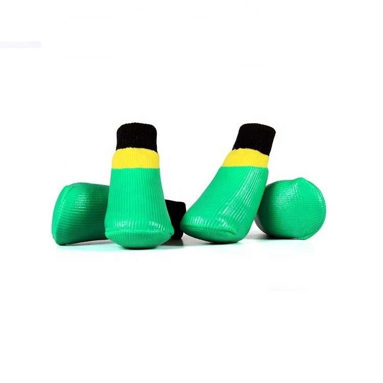 Des chaussettes épaisses pour chiens et chats 4PCS